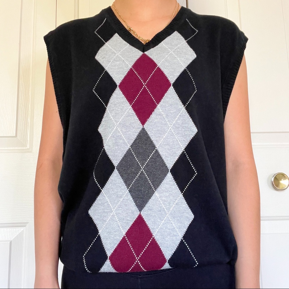 Club Room - Black & Maroon Argyle Sweater Vest Sz M NWT